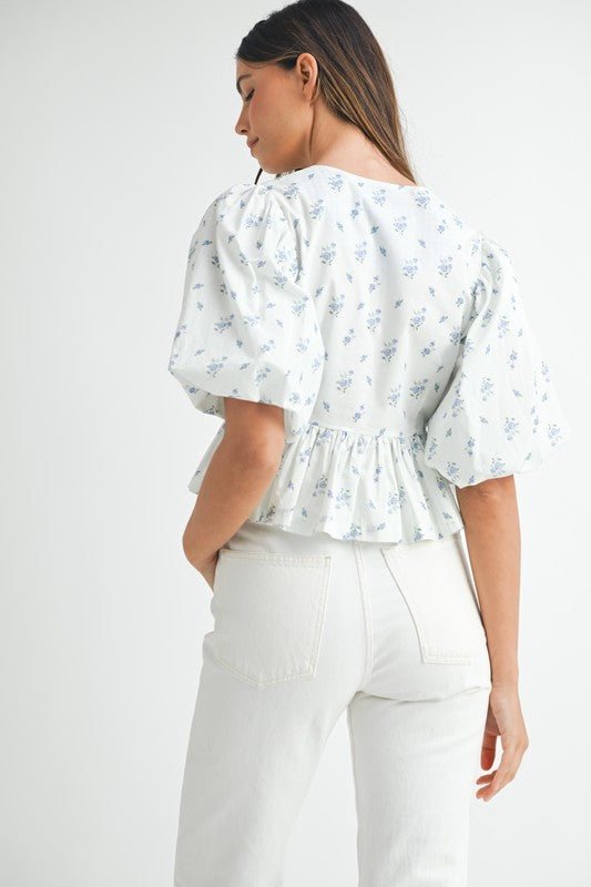 Floral-print V-neck Cropped Ruffled Blouse