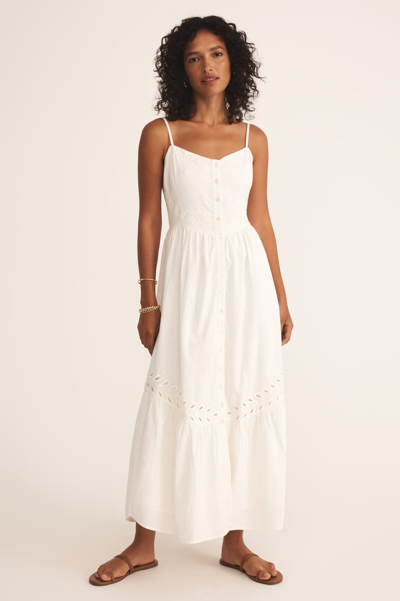 whitedress_bf5f1110-1897-42a4-bc27-96e55ce95b4c.jpg